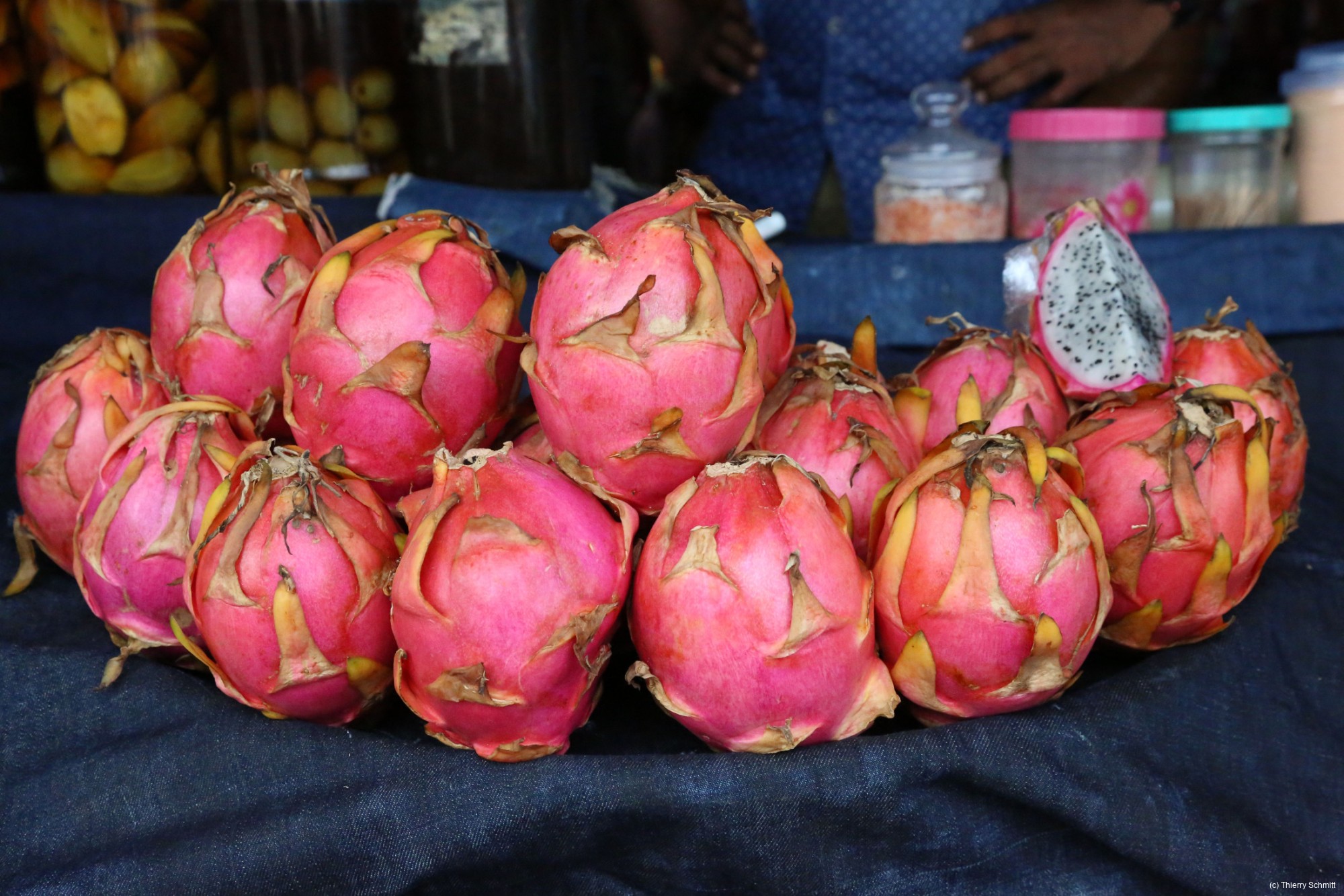 march  centre de flacq 26042812645 o