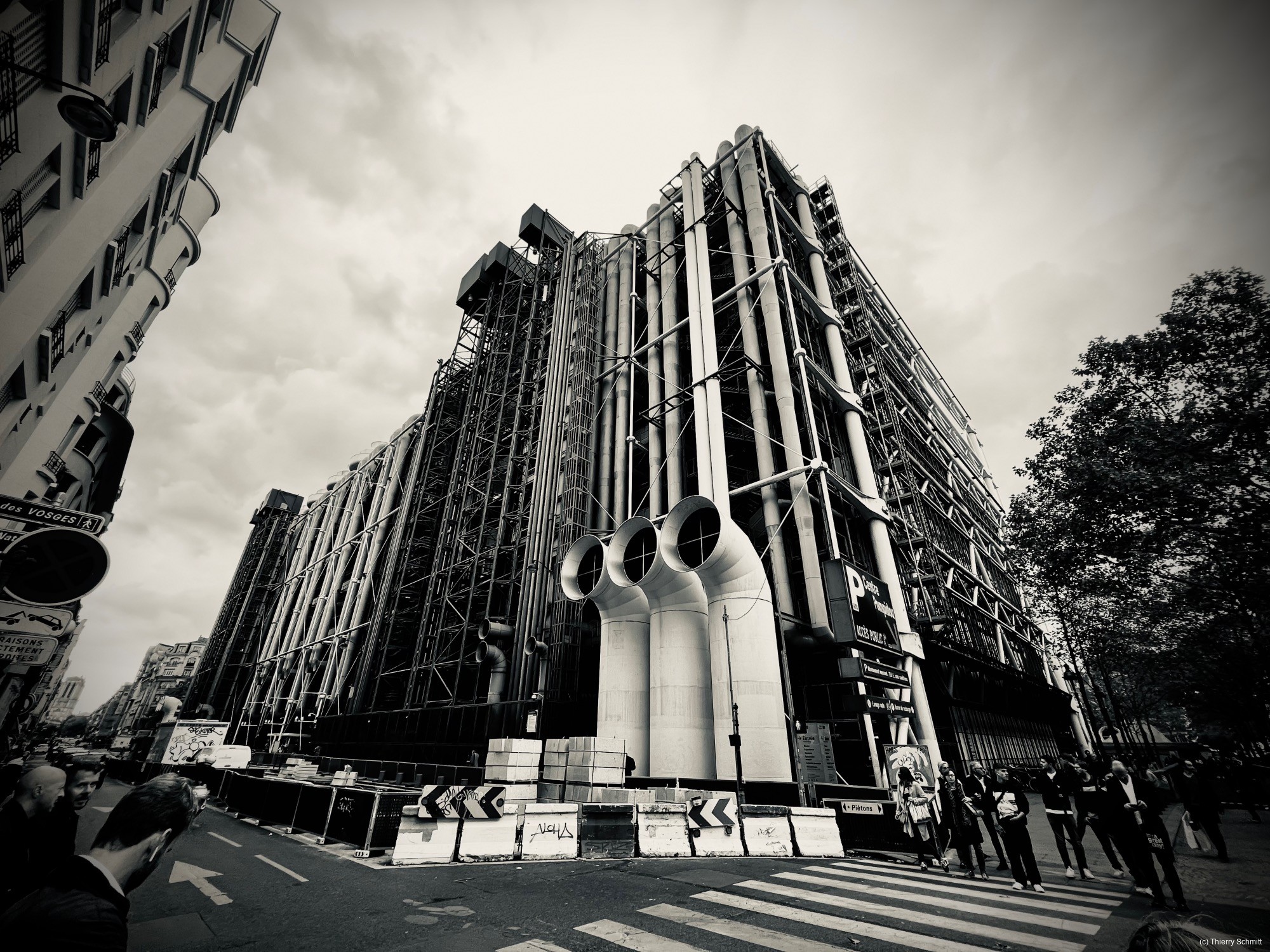 fee18828 f395 4dd9dd ac6127e26f93